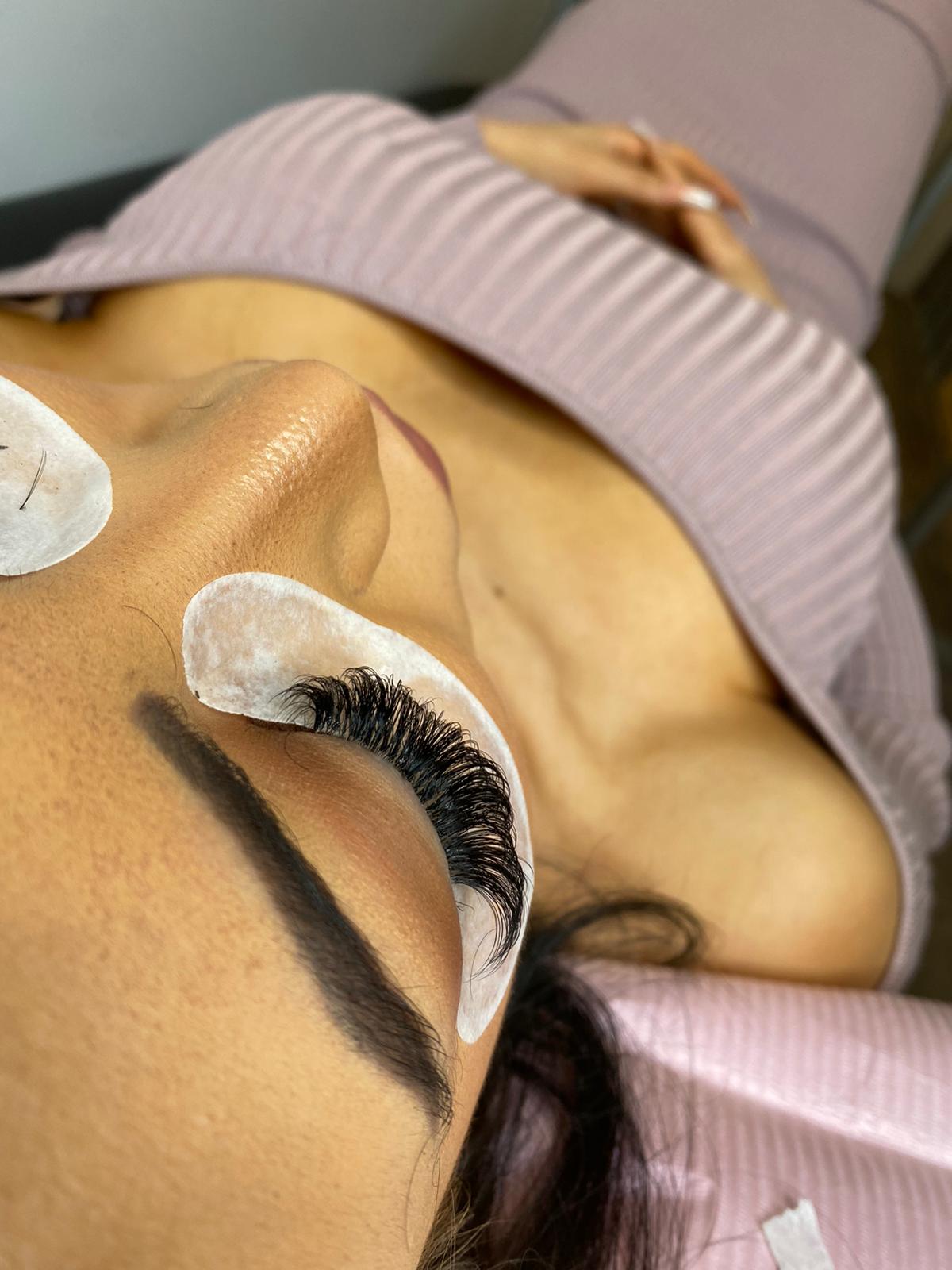 Eyelash Extension Russian