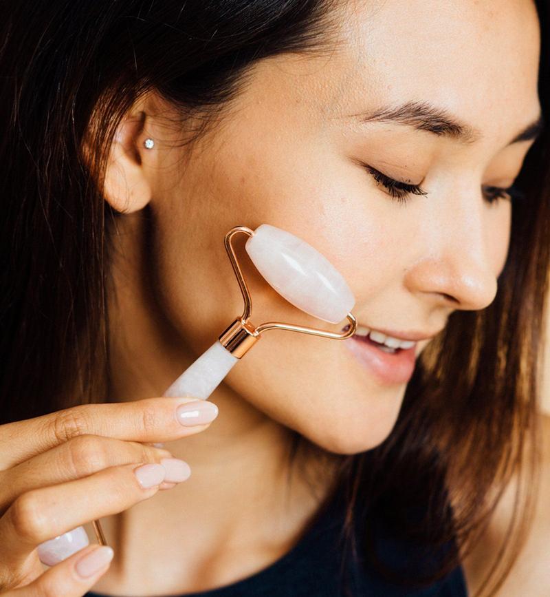 Roll-On Rose Quartz Vibrating Face Roller