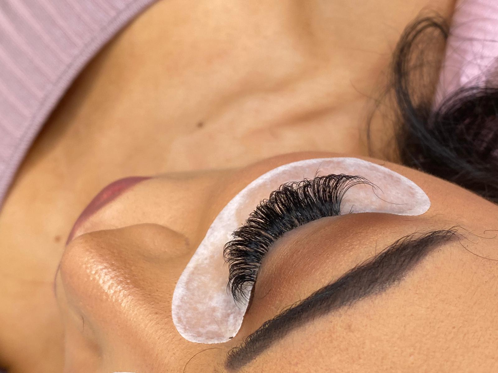 Eyelash Extension Russian